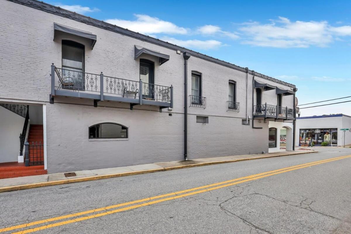 Eagle'S Nest - Spacious Loft Downtown - Near Gsu Statesboro Exterior foto
