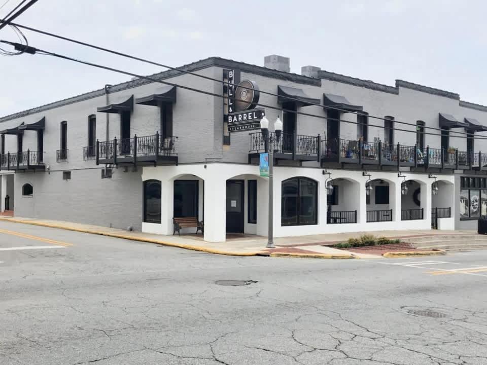 Eagle'S Nest - Spacious Loft Downtown - Near Gsu Statesboro Exterior foto